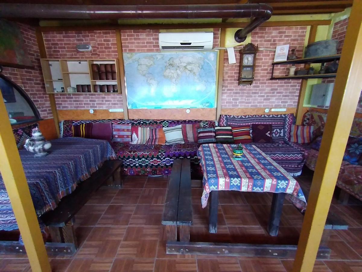 סלצ'וק Anz Guest House Pansiyon מראה חיצוני תמונה