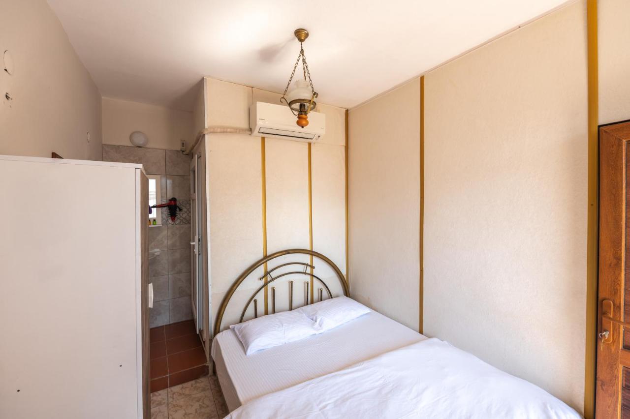 סלצ'וק Anz Guest House Pansiyon מראה חיצוני תמונה