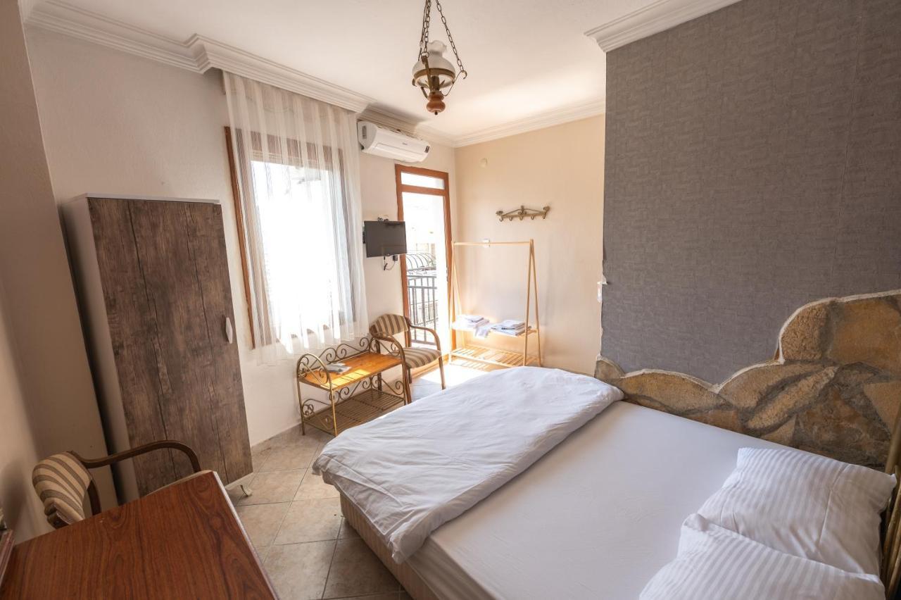 סלצ'וק Anz Guest House Pansiyon מראה חיצוני תמונה
