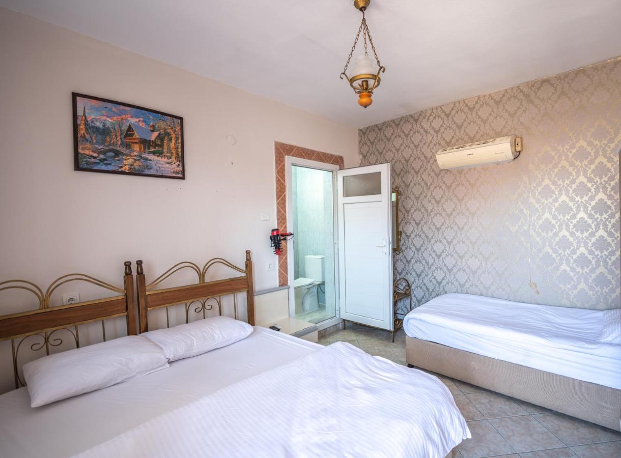 סלצ'וק Anz Guest House Pansiyon מראה חיצוני תמונה