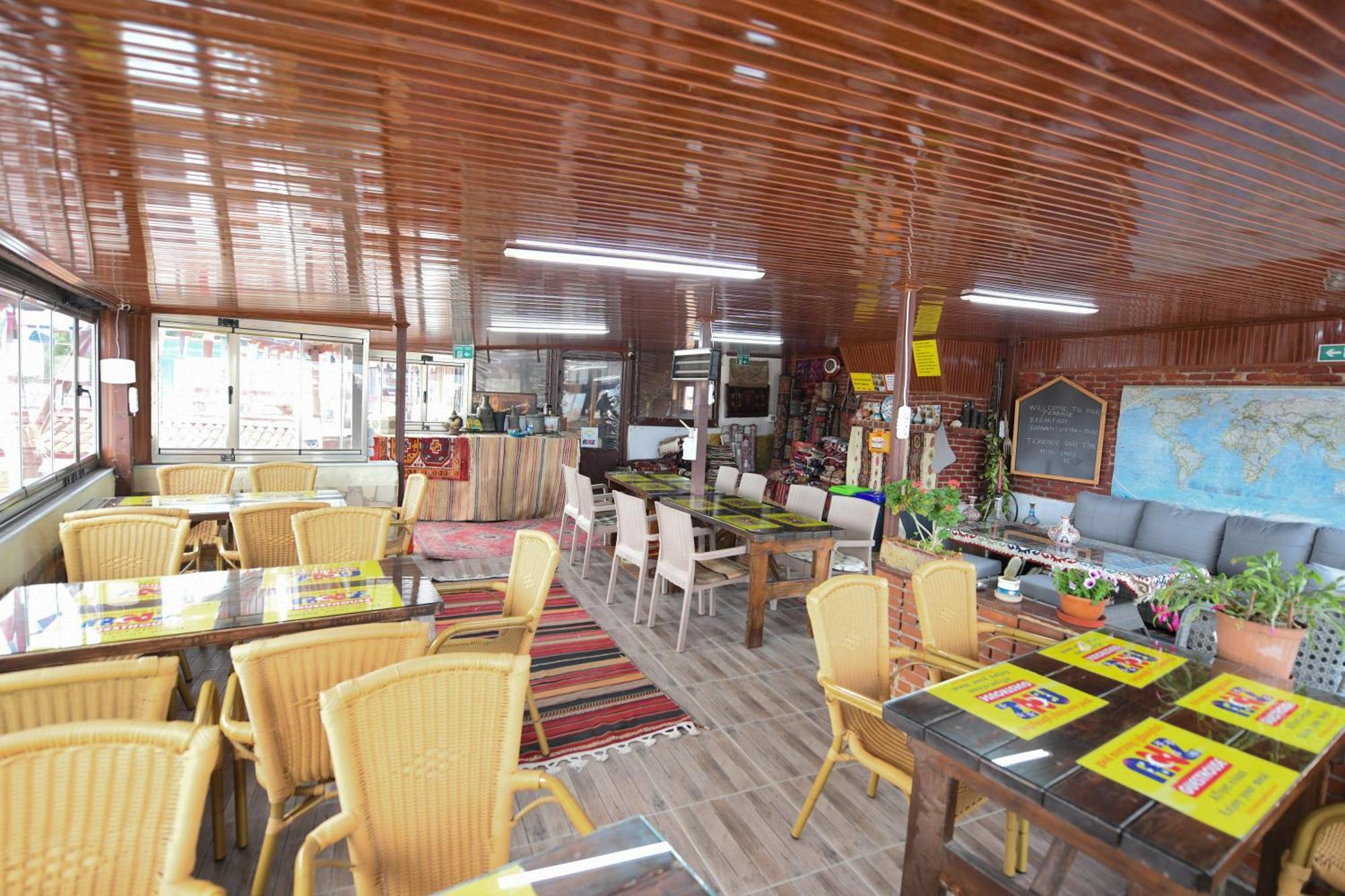 סלצ'וק Anz Guest House Pansiyon מראה חיצוני תמונה