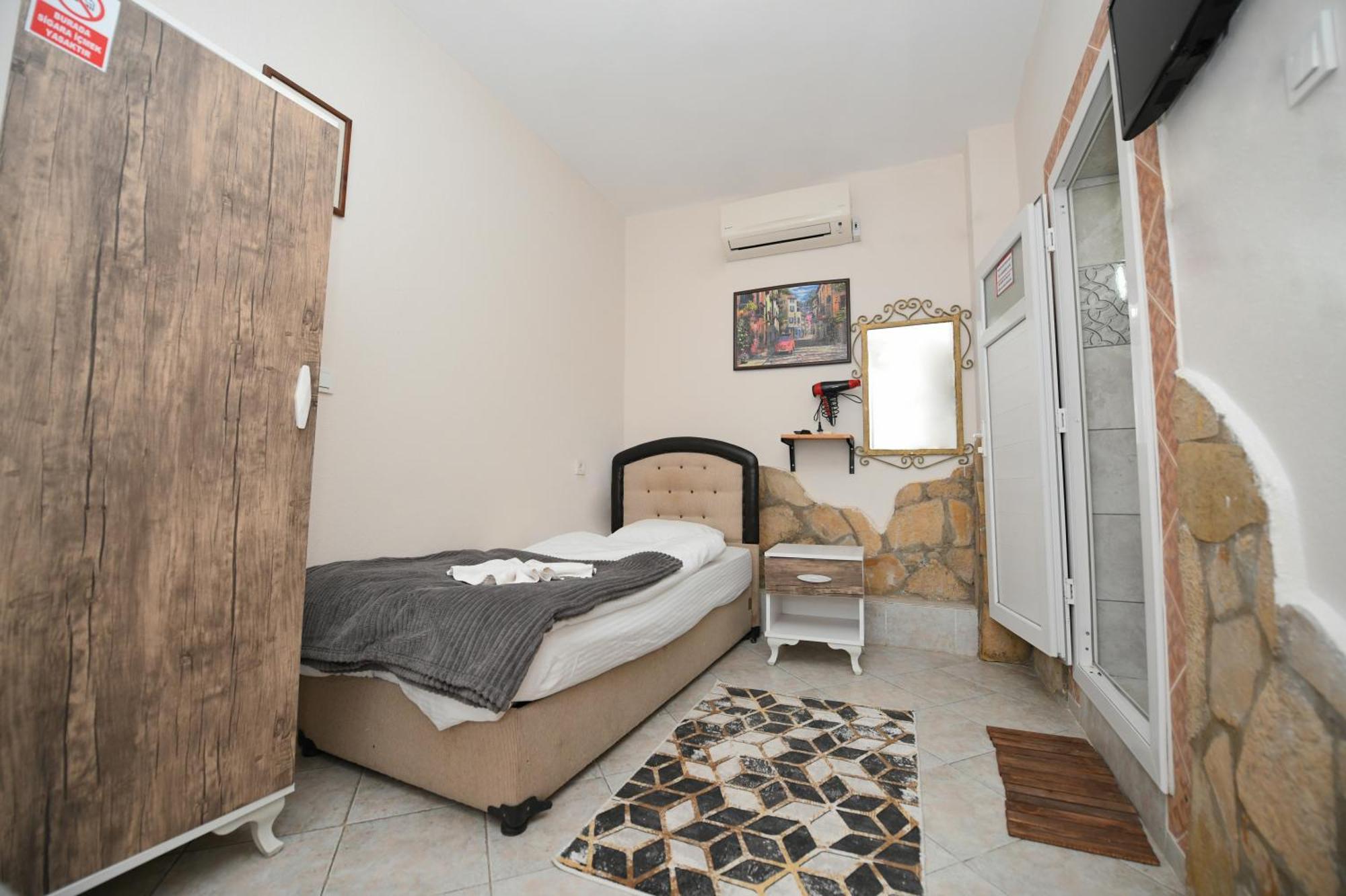 סלצ'וק Anz Guest House Pansiyon מראה חיצוני תמונה