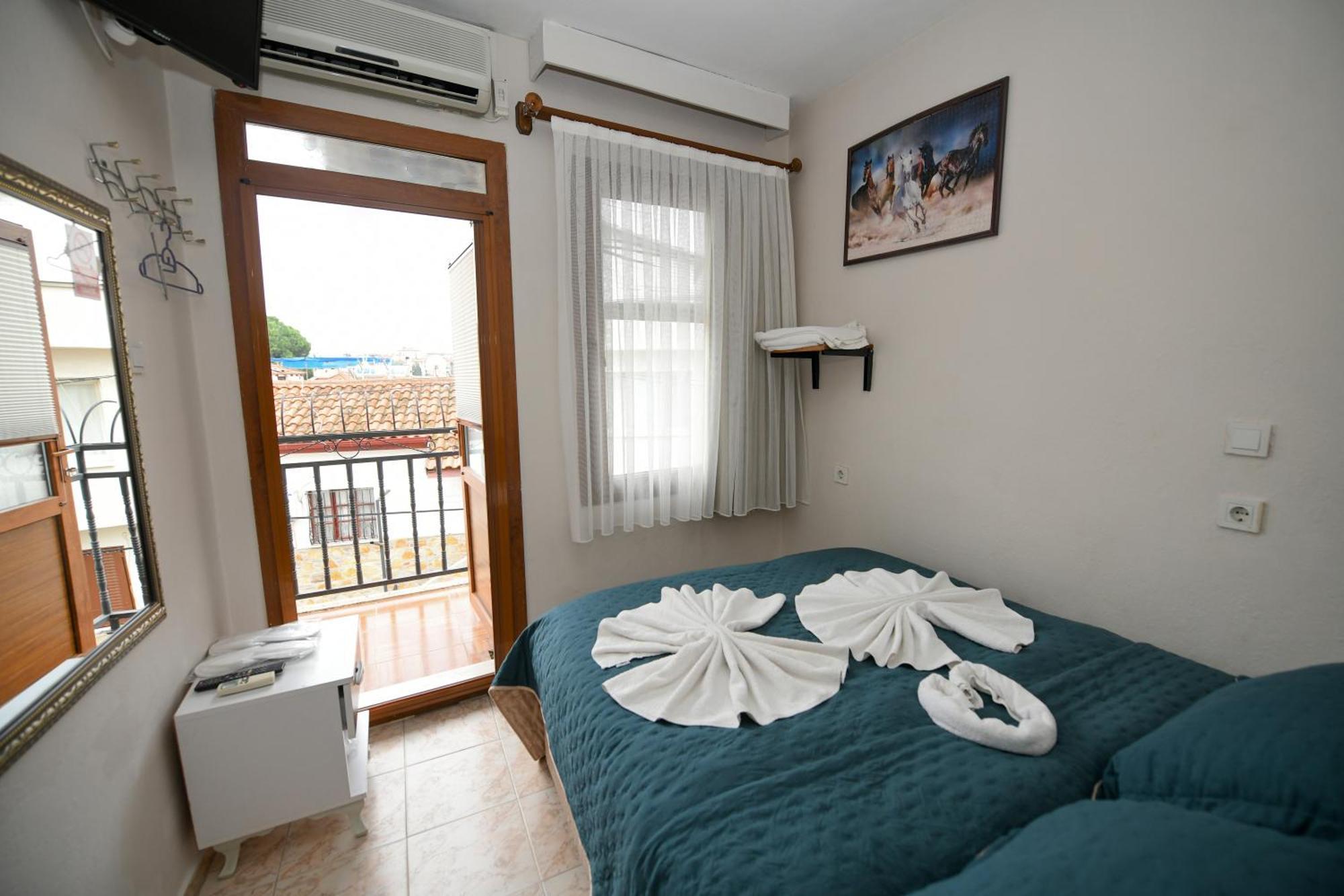 סלצ'וק Anz Guest House Pansiyon מראה חיצוני תמונה